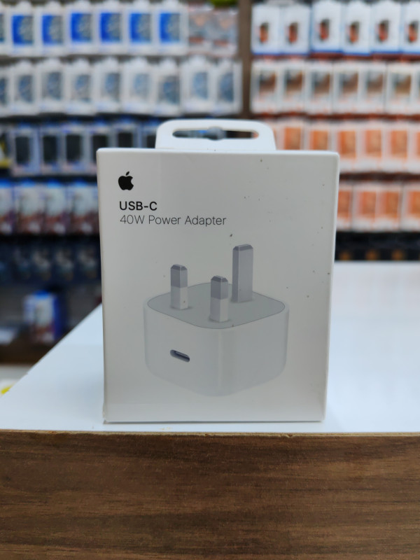 محول طاقة أبل 40 واط بمنفذ USB-C مزدوج