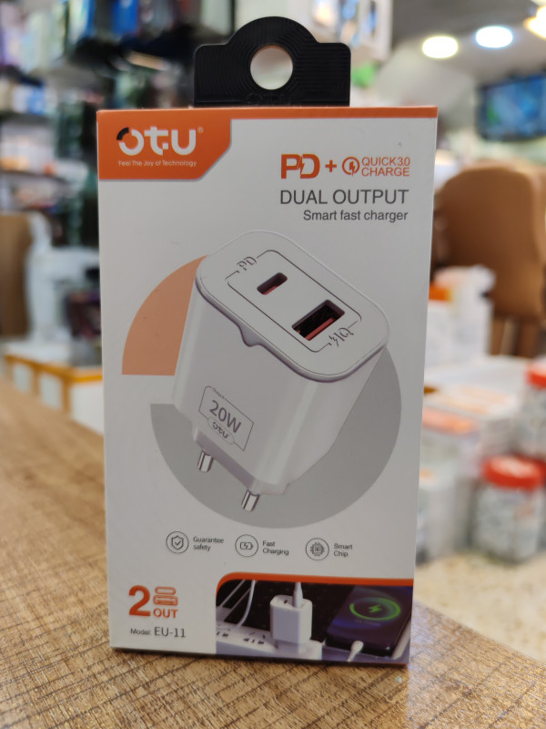 شاحن سريع ذكي 20 واط بخرج مزدوج PD و QC 3.0 - قابس أوروبي